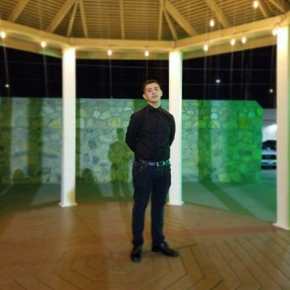 Meet your Posher, Devon - Picture 1 of 1